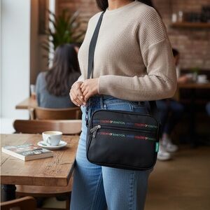 VTG United Colors of Benetton Crossbody Bag